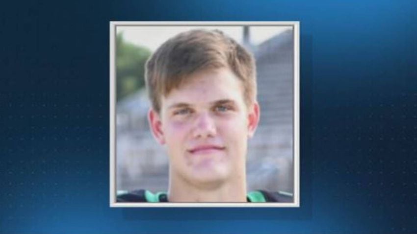 Roswell quarterback Robbie Roper has died, family says