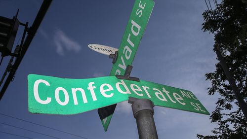 This sign in south Atlanta may be on its way out. A meeting to consider the renaming of Confederate Avenue and East Confederate Avenue will be held on Thursday, Sept. 20. JOHN SPINK/JSPINK@AJC.COM