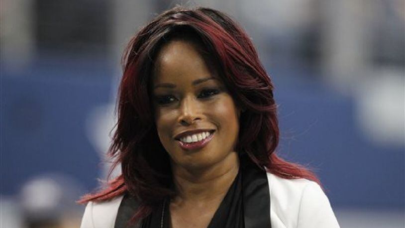 Pam Oliver will work the sidelines for Fox Sports on Sunday. (Associated Press)