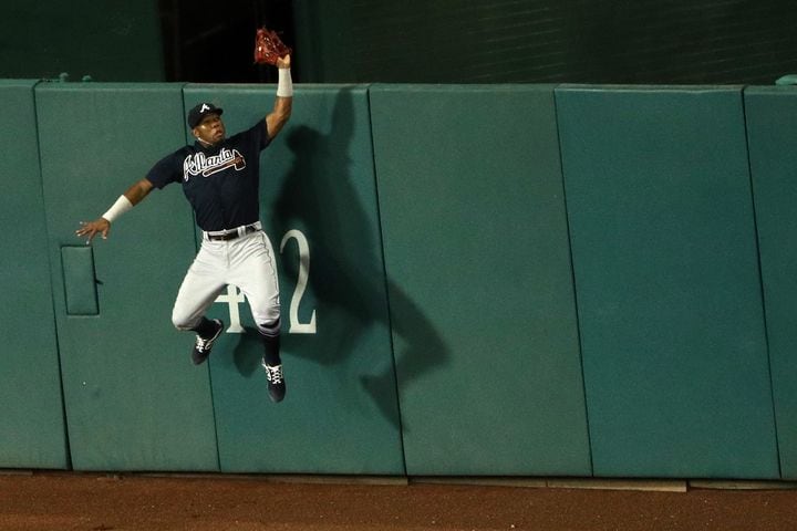 Photos: See Ronald Acuna’s great catch for Braves