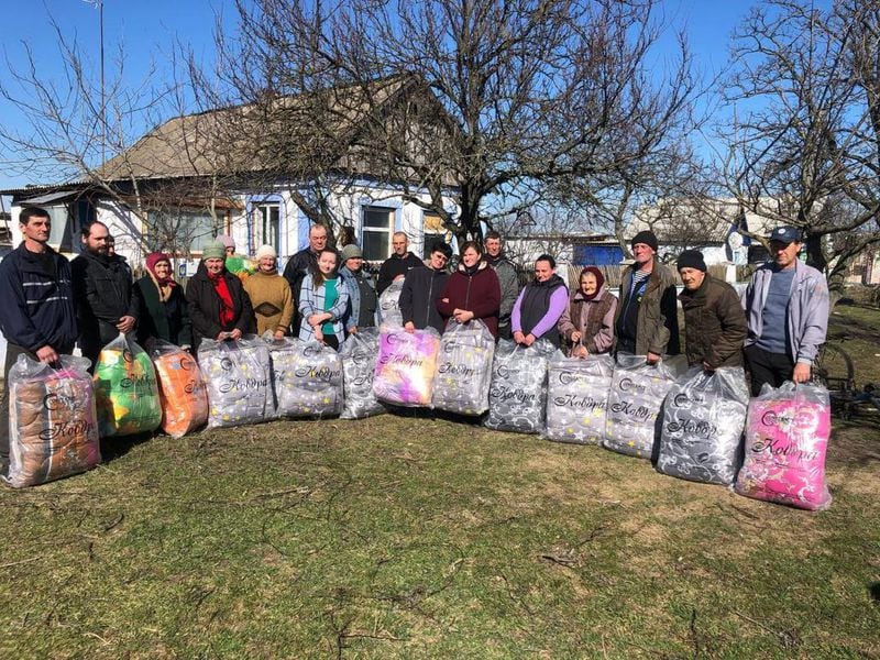 HelpingUkraine.us has given out approximately 4,000 blankets of this type to villages in the war-torn areas of Southern Ukraine. Courtesy HelpingUkraine.US