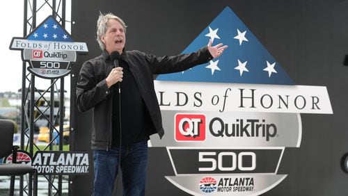 Comedian Jeff Foxworthy welcomes fans back to racing with live entertainment before the start of the Atlanta Motor Speedway Folds of Honor Quick Trip 500 on Sunday, March 21, 2021, in Hampton, Georgia. (Curtis Compton/Atlanta Journal-Constitution/TNS)