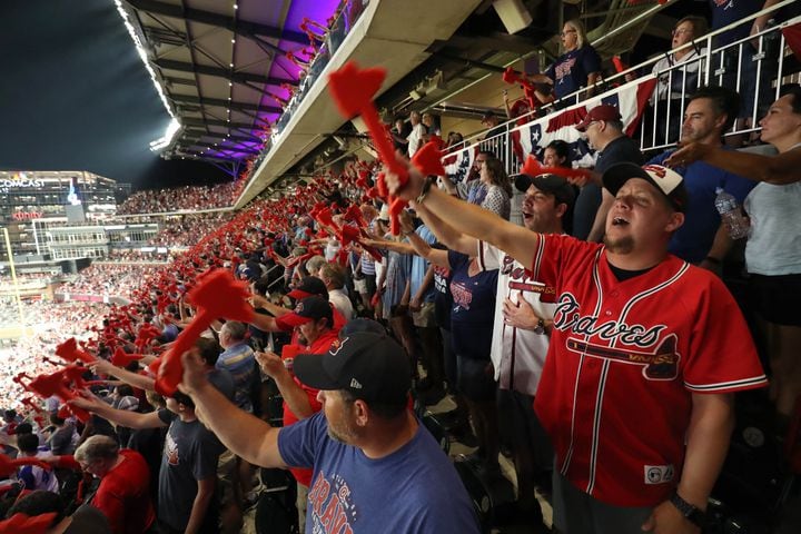 Photos: The scene at the Braves’ first playoff game at SunTrust Park