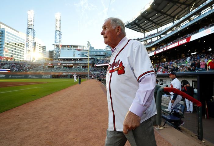 Photos: Bobby Cox attended Braves’ home opener Monday
