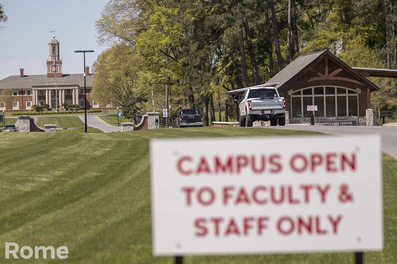 Rome, Georgia  - Because of COVID-19, only staff and faculty are allowed access to Berry College in Rome, Friday, April 3, 2020.  (ALYSSA POINTER / ALYSSA.POINTER@AJC.COM)
