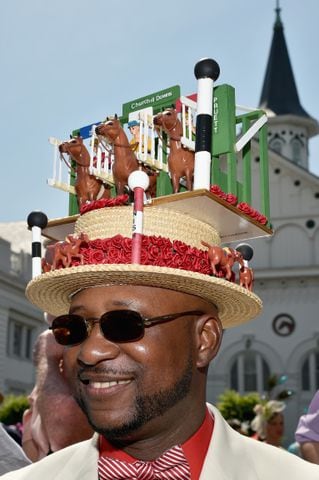 2016 Kentucky Derby hats