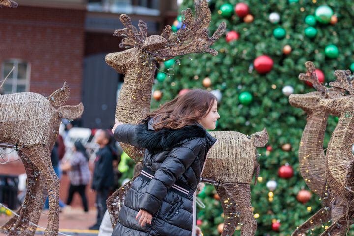 PHOTOS: Duluth’s Deck the Hall serves up snow, more fun