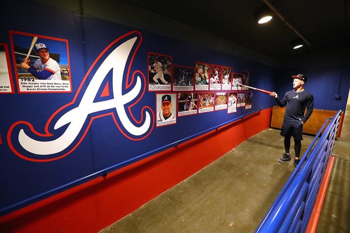 Photos: Day 2 at the Braves’ spring training