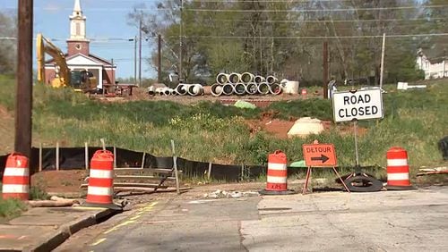Roswell makes plans to finish long-delayed Oxbo Road project
