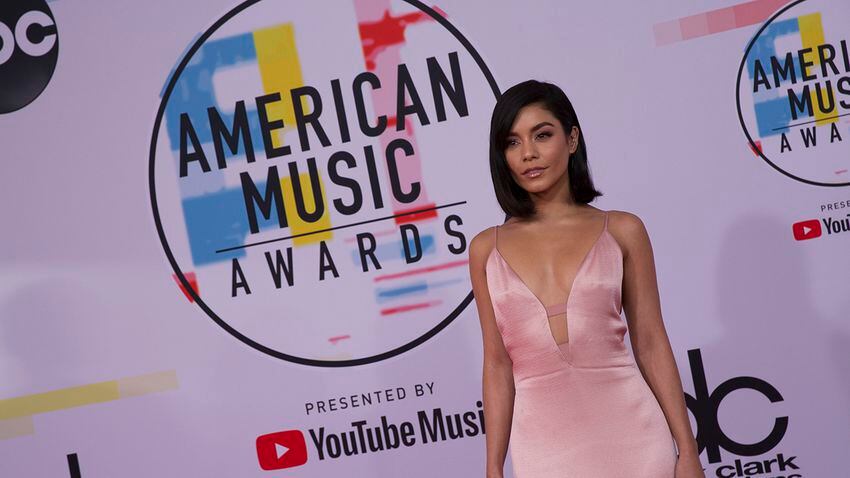 Photos: 2018 American Music Awards red carpet arrivals