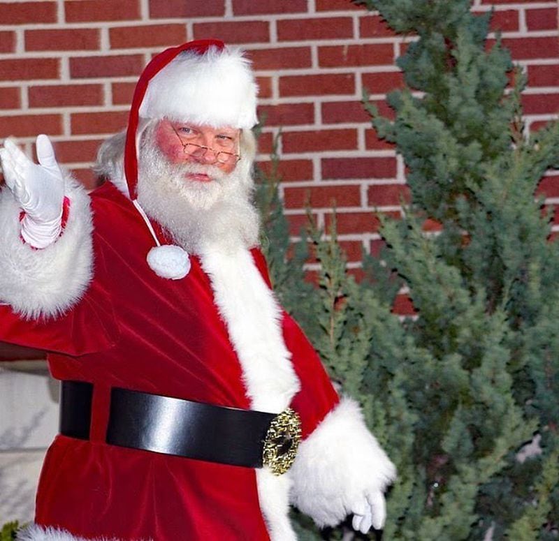 Let the kids pose for photos with Santa at Marietta Square’s Christmas in July.