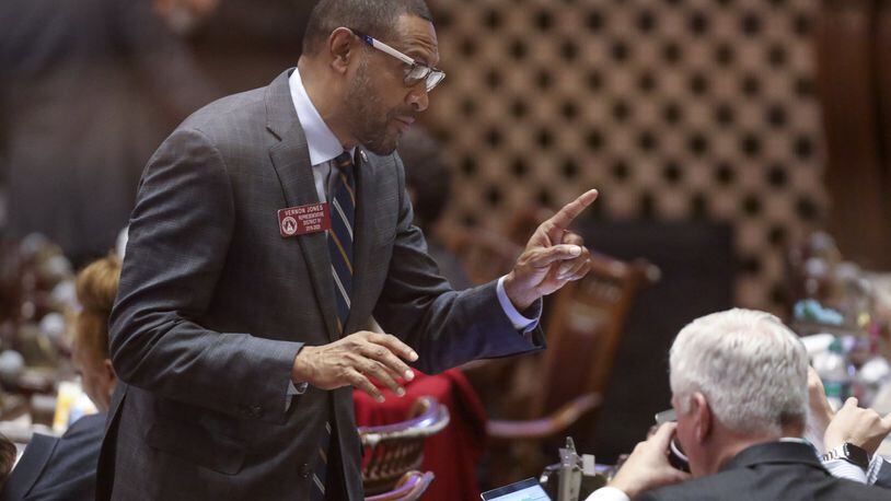 February 20, 2020 - Atlanta - Rep. Vernon Jones, D - Lithonia, confers with a colleague as the General Assembly returned for the 16th legislative day. Bob Andres / robert.andres@ajc.com