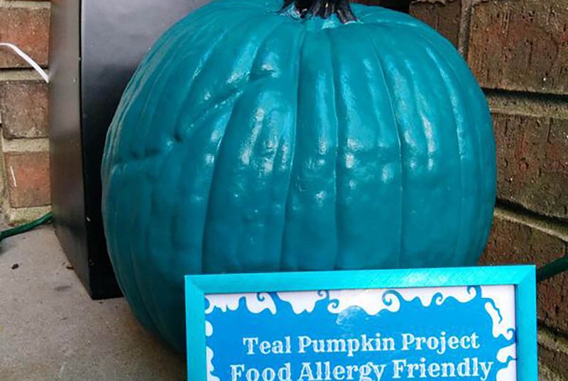 A teal pumpkin designates homes on Halloween where alternatives to candy are given out to children who suffer from food allergies. (File image)