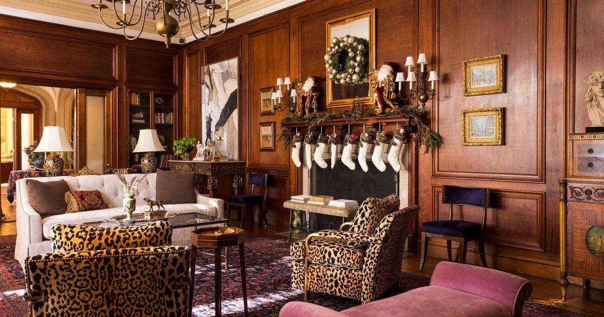 Decorating for the holidays with Atlanta’s top interior designers