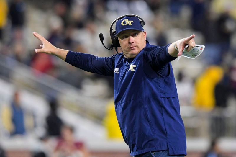 Georgia Tech head coach Geoff Collins gestures to his players in the second half of an NCAA college football game Saturday, Nov. 13, 2021 at Bobby Dodd Stadium  (Daniel Varnado/ For the Atlanta Journal-Constitution)