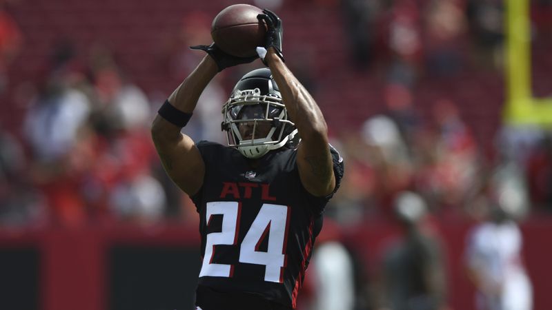 Falcons cornerback A.J. Terrell (24) warms up before game against the Tampa Bay Buccaneers Sunday, Sept. 19, 2021, in Tampa, Fla. (Jason Behnken/AP)