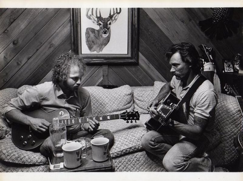 Scott Freeman’s interview with Dickey Betts (right) of the Allman Brothers Band turned into a guitar lesson when Betts taught the journalist the intro to his song, “In Memory of Elizabeth Reed.” (Photo by William Berry)