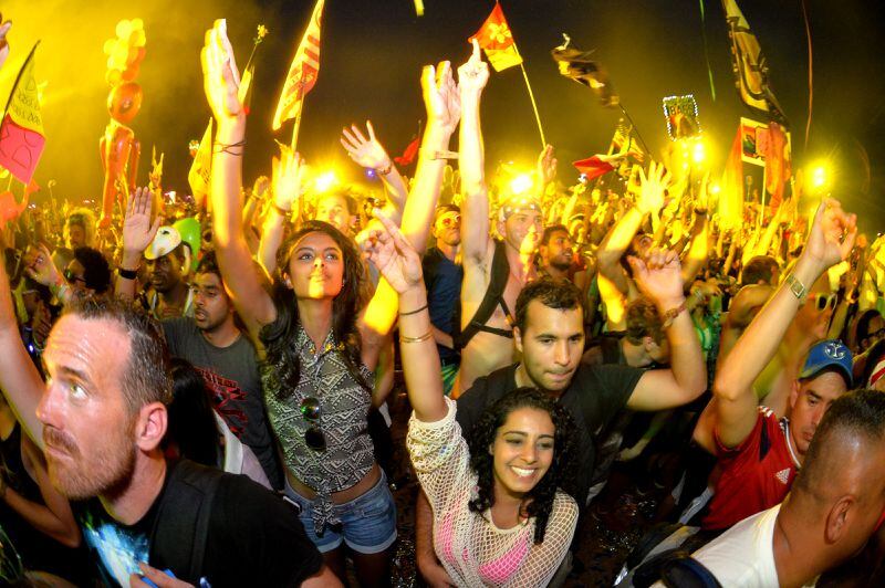A crowd dances to electronic beats at TomorrowWorld electronic music festival in Chattahoochee Hills, South of Atlanta, on Saturday, September 27, 2014. HYOSUB SHIN / HSHIN@AJC.COM