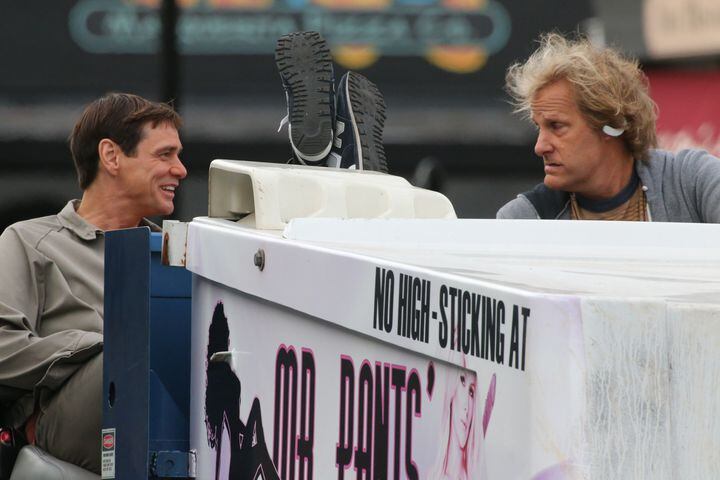 Jim Carrey and Jeff Daniels film in Marietta