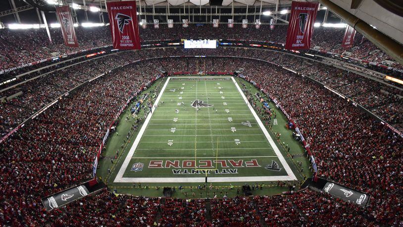 The Georgia Dome, shown on the day of the Atlanta-Seattle playoff game, will host its final football game Sunday when the Falcons meet the Packers for the NFC Championship. HYOSUB SHIN / HSHIN@AJC.COM