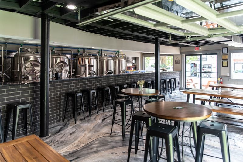 Hippin Hops Brewery has indoor seating (shown) and outdoor areas. (Mia Yakel for The Atlanta Journal-Constitution)