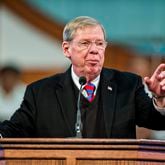 U.S. Sen. Johnny Isakson announced in June 2015 that he had been diagnosed with Parkinson’s disease. The 71-year-old Republican, now seeking a third six-year term in the Senate, generally won’t bring up his health during campaign stops, but he will discuss it if asked. Isakson has said it was difficult making his illness public, but that it was “also the best thing that I ever did.” But Libertarian Allen Buckley, who is running against Isakson, said during a debate last week that “the best thing for Johnny, his family, our state and our country would be if he were not running right now.” JONATHAN PHILLIPS / SPECIAL