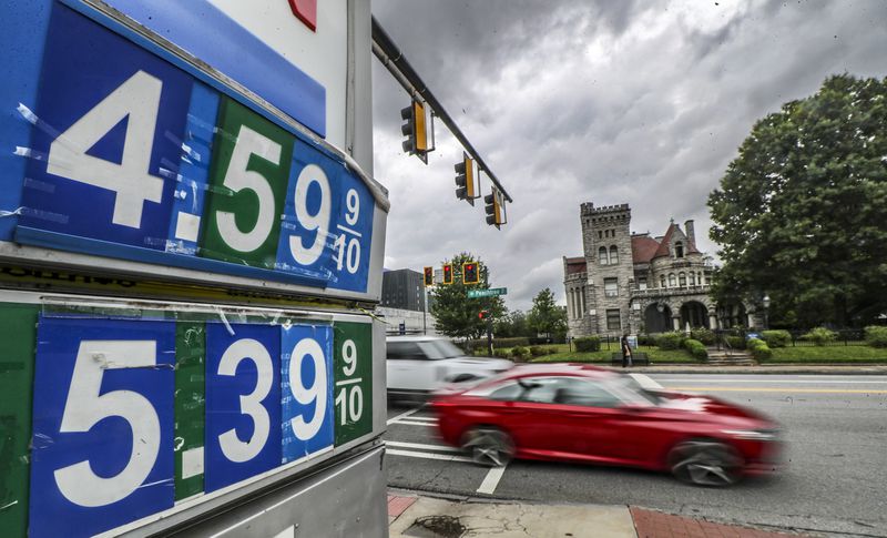 The Uptown Station Exxon on Peachtree Street and Peachtree Circle in Midtown Atlanta on Thursday, May 26, 2022. (John Spink / John.Spink@ajc.com)

