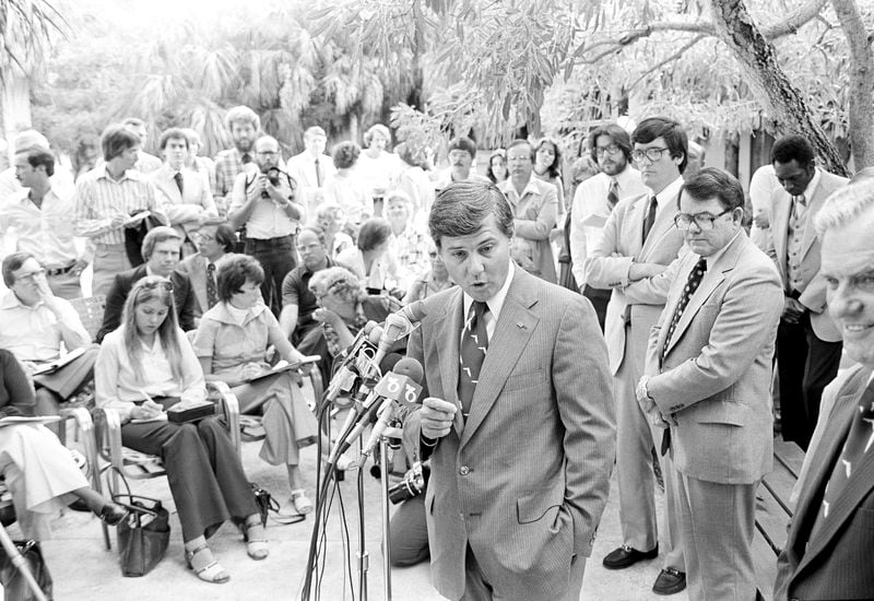 FILE - Gov.-elect Bob Graham talks to members of the press, Wednesday, Nov. 8, 1978 poolside at his Miami hotel after his Tuesday night victory over opponent Jack Eckerd. Graham, who chaired the Intelligence Committee following the 2001 terrorist attacks and opposed the Iraq invasion, has died, according to an announcement by his family Tuesday, April 16, 2024. (AP Photo/Jennings, File)