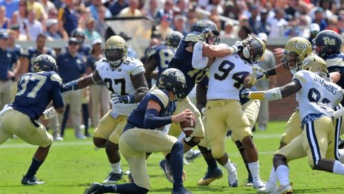 September 23, 2017 Atlanta - Pittsburgh quarterback Ben Dinucci (3) prepares to get off a pass in the first half at Bobby Dodd Stadium on Saturday, September 23, 2017. HYOSUB SHIN / HSHIN@AJC.COM