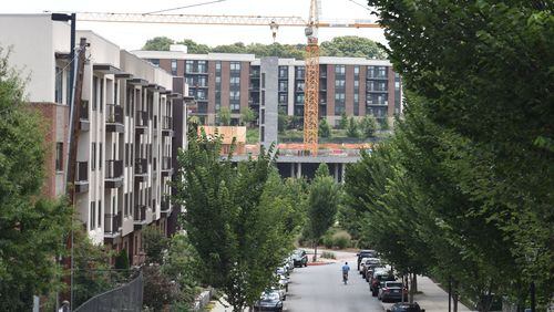 New luxury apartments rising along Atlanta BeltLine’s Eastside Trail in the Old Fourth Ward. The city mandated that thousands of units of affordable housing be built, but project administrator Atlanta Beltline Inc. is so far behind that it may never reach its goal. HYOSUB SHIN / HSHIN@AJC.COM