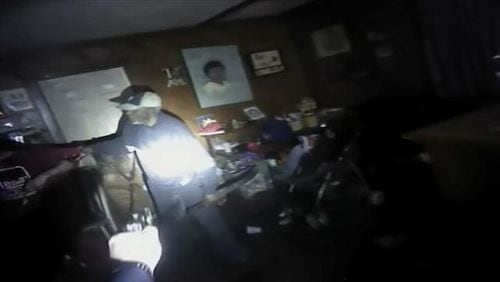 Newnan officers used a Taser on a man after he refused to put down a machete. (Credit: Channel 2 Action News)
