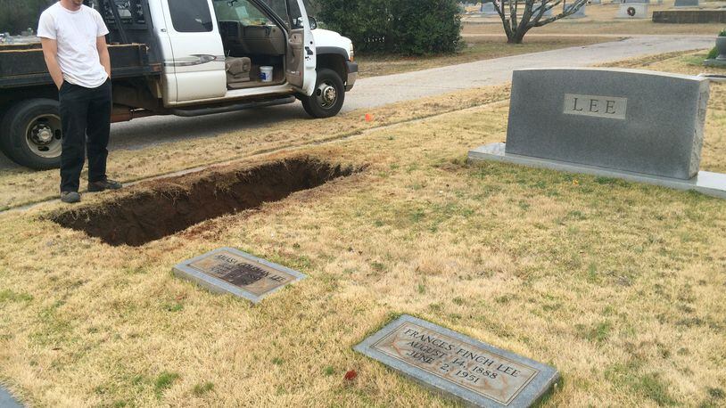 Grave digger Anthony Moffat. Photos: Jennifer Brett