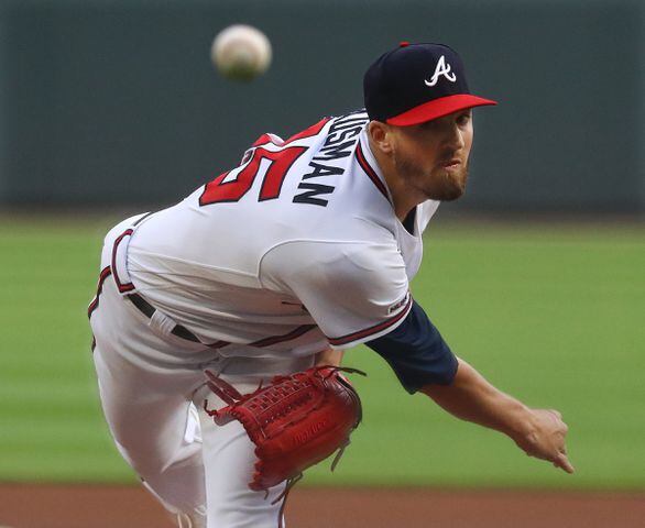 Photos: Braves try to get even with the Diamondbacks