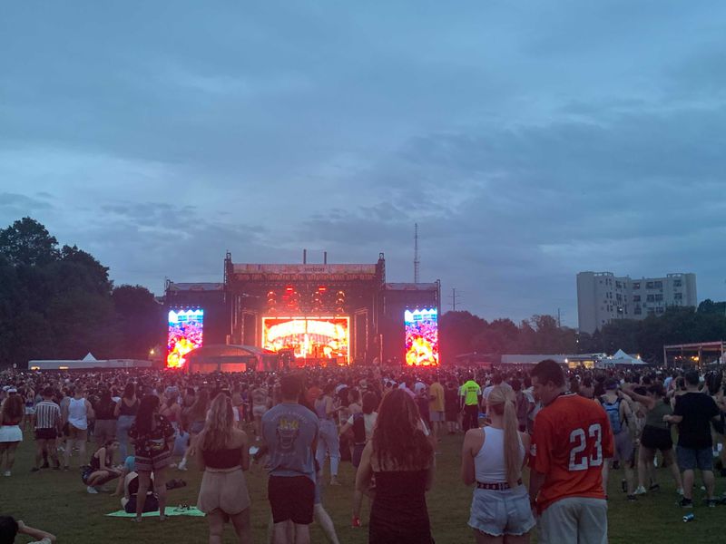 Crowds continue to grow at Music Midtown heading into the evening as 21 Savage performs at Piedmont Park on Saturday, Sept. 18, 2021. (Photo: Caroline Silva/AJC)