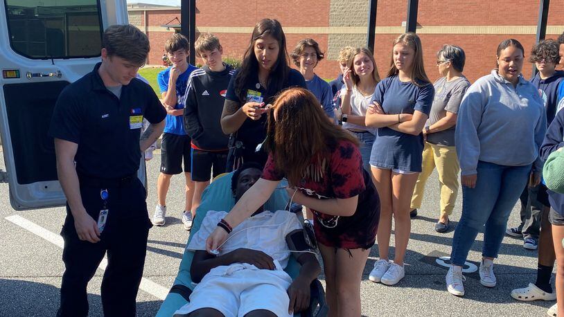 Mill Creek middle schoolers in Woodstock can opt into health care classes that include visits from local pros.
