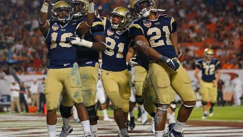 The Georgia Tech football team may find an Irish audience eager to witness the Yellow Jackets offense in person. (Photo by Chris Trotman/Getty Images)