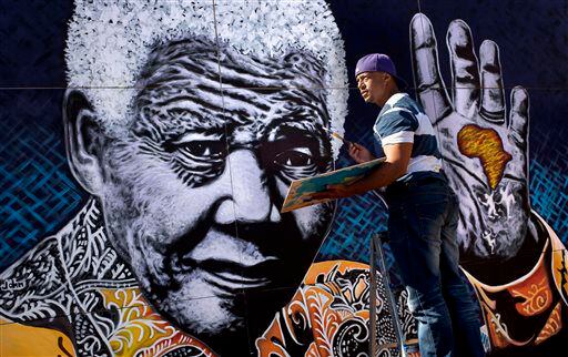 Artistic photos of Nelson Mandela around the world