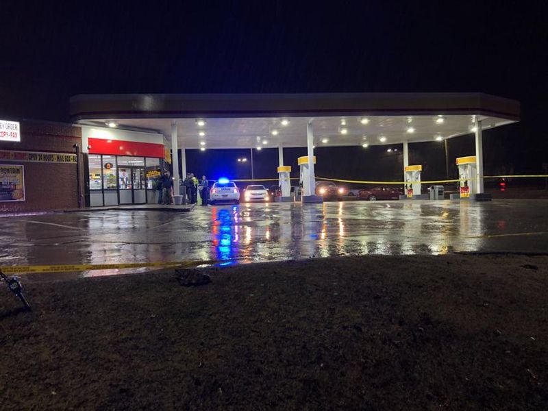 Investigators believe the victim was shot at a Shell station on Pleasant Hill Road, got into a vehicle and crashed outside a nearby apartment complex.