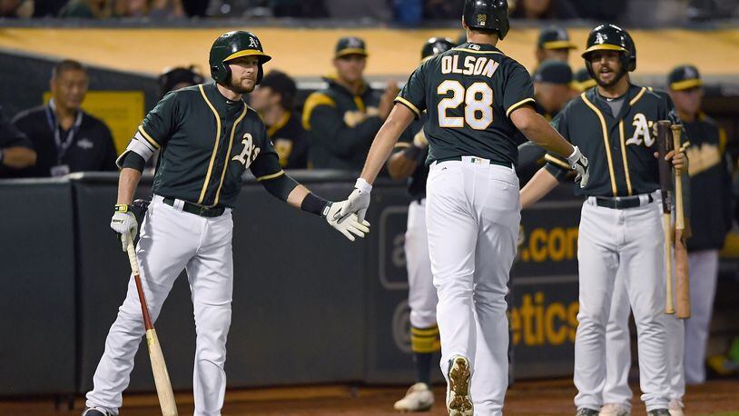 FAX Sports: MLB on X: Matt Olson on the Braves' big hat home run  celebration  / X