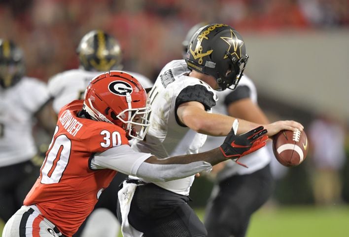 Photos: Bulldogs host Vanderbilt, try to remain unbeaten