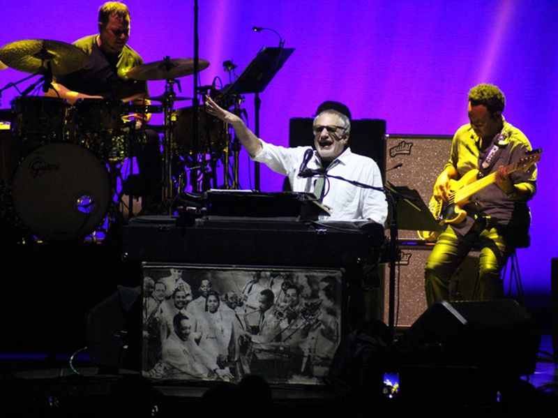  Donald Fagen sings "Hey Nineteen" at Verizon Amphitheatre. Photo: Melissa Ruggieri/AJC
