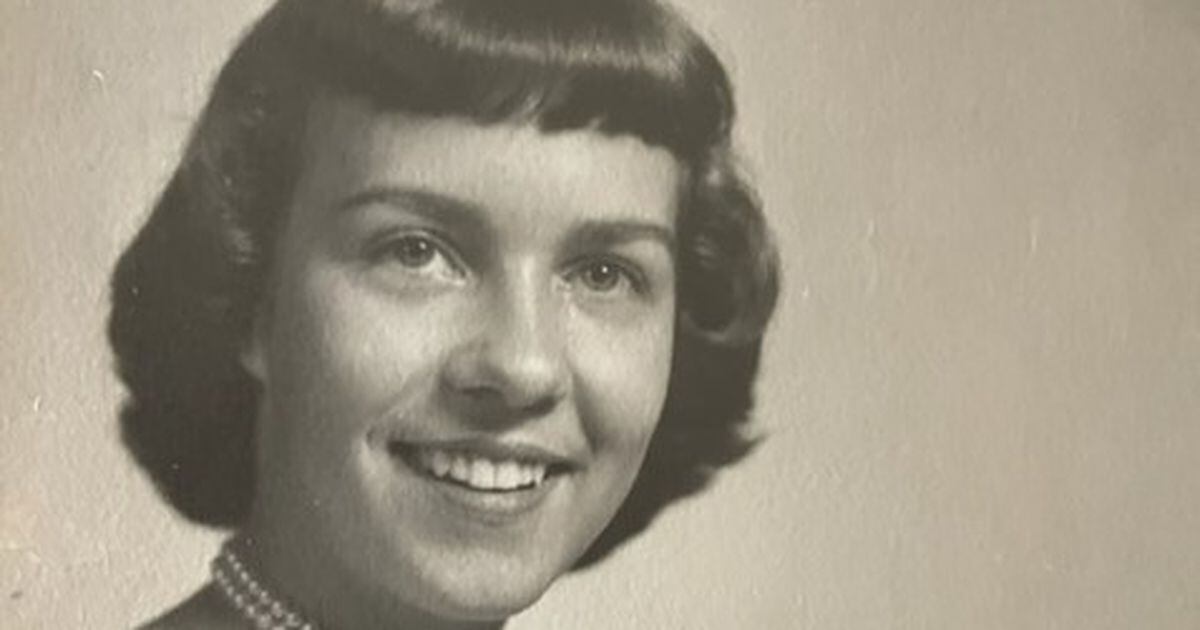 Betty Burton, quien sirvió a una generación de madres solteras, muere a los 84 años