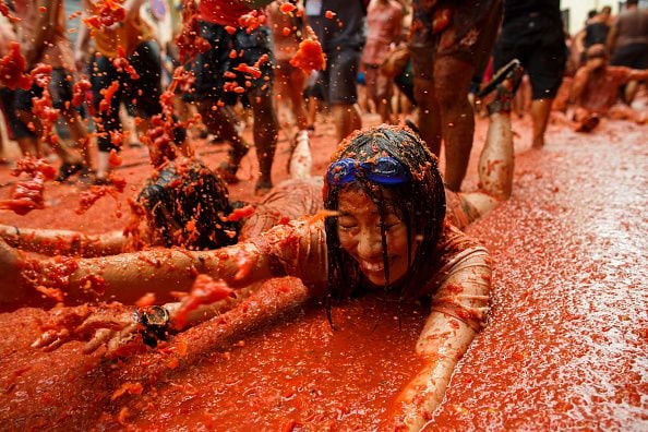 Photos: Spain’s Tomatina Festival paints city red