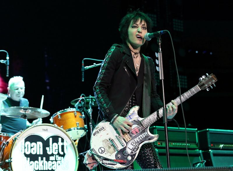 Spice and sugar, that's Joan Jett's forte. Photo: Robb D. Cohen/www.RobbsPhotos.com.
