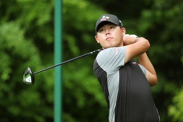 April 10, 2021, Augusta: Si Woo Kim tees off on the fourteenth hole during the third round of the Masters at Augusta National Golf Club on Saturday, April 10, 2021, in Augusta. Curtis Compton/ccompton@ajc.com