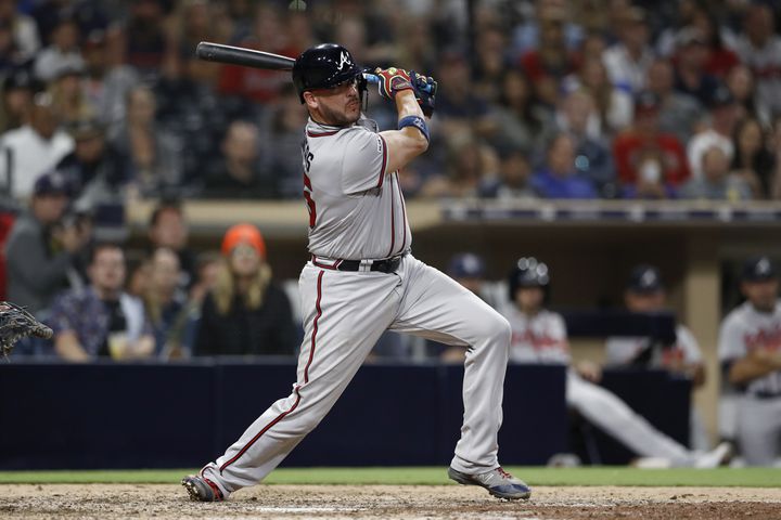Photos: Braves outlast Padres in 10 innings