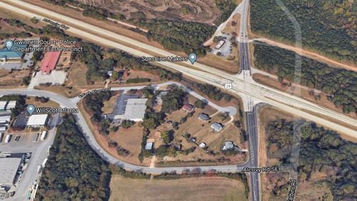 The Gwinnett DOT will shift traffic at the Harbins Road/Ga. 316 interchange project Tuesday, Jan. 18.