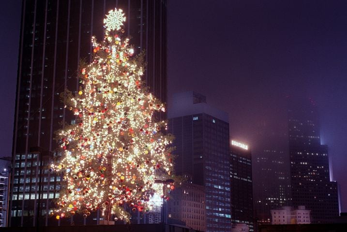 Rich's Great Tree Lighting at Underground Atlanta 1999