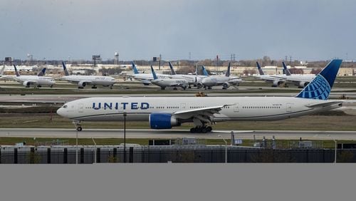 United Airlines has lifted a nationwide ground stop that was due to a systems outage, according to reporter Janet Shamlian. (Brian Cassella/Chicago Tribune/TNS)
