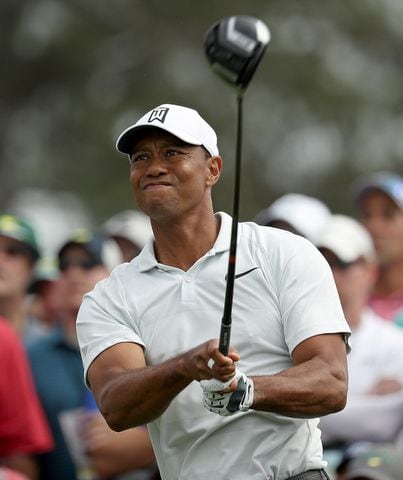 Photos: Tiger Woods’ second round at the Masters